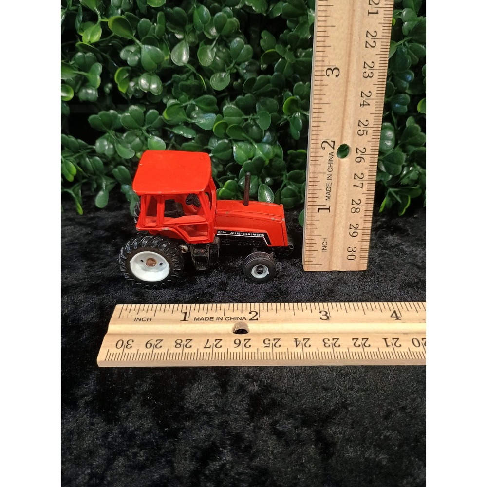 Vintage Ertl Allis-Chalmers 8070 Tractor Diecast 1/64 Scale Orange Farm Toy